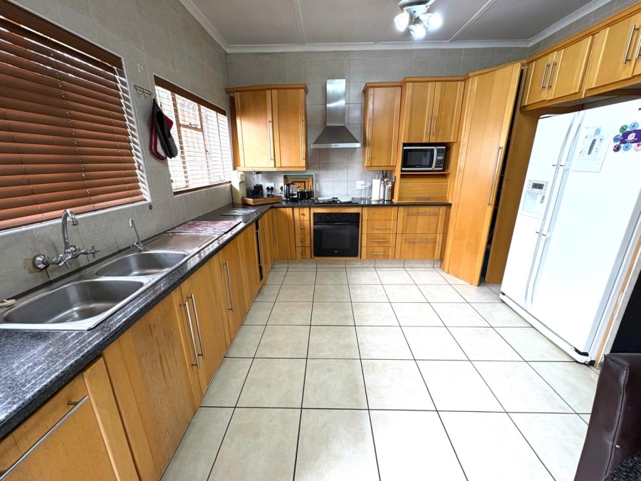 4 Bedroom Property for Sale in Jan Cillierspark Free State